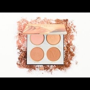 Nomad contour bronzer pallet